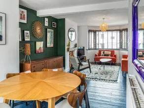 Eaton Beach House - Image 2