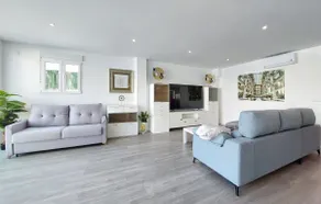 Nice home in Riba-Roja de Turia - Image 3