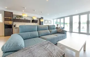 Nice home in Riba-Roja de Turia - Image 5