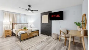 Welcome to Your Dream Retreat | Play & Unwind! - Image 5