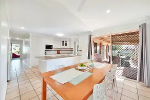 Shoreline House - Image 4