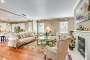 Luxe Bay View Home Near SF, Berkley & Napa Valley - Image 2