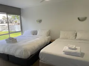 Yarrawonga Lakeside apartment 43 - 3 Bedrooms - Image 3
