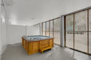 Steps from Holmes Beach, Grill, Hot Tub & More - Image 4
