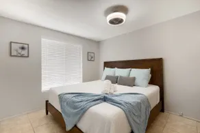Steps from Holmes Beach, Grill, Hot Tub & More - Image 3