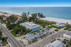 Steps from Holmes Beach, Grill, Hot Tub & More - Image 2