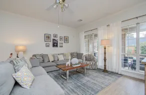 Big Texas Living - Spacious 5-BD with Pool - Image 4