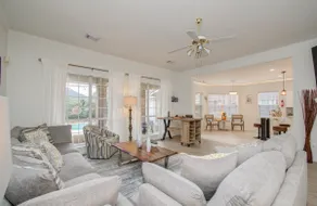 Big Texas Living - Spacious 5-BD with Pool - Image 3