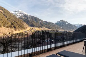 9p penthouse with roof terrace near ski resort - Image 3