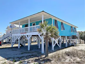 Pelican's Rest Beach House - Image 2