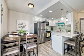 Silver Surf Getaway - Image 2