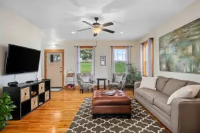 Picturesque Vineyard and Valley Views, Quiet and - Image 4