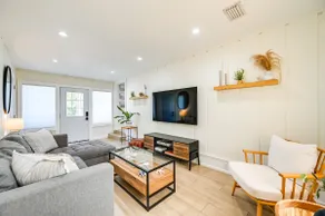 Modern Naples Duplex Home ~ 6 Mi to Beach! - Image 5