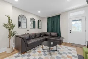 Inviting 7 Bed Home with Hot Tub and Fire Pit - Image 3