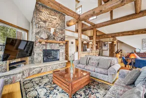 Dunkin Hill Lodge: Baldy Mountain Ski Home, Hot Tub & Pool Table, Big Views! - Image 4
