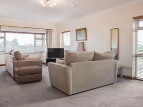 Lyncroft Holiday Bungalow - Image 3