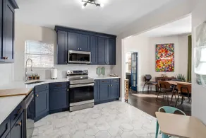 Historic Shaw Home • Sleeps 14 • Near Zoo & Arch - Image 5