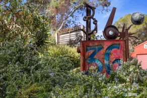 Studio for two on Honeysuckle - Image 4