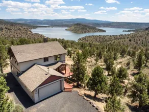 Bitterroot Butte | Reservoir Views, Sleeps 10 - Image 2