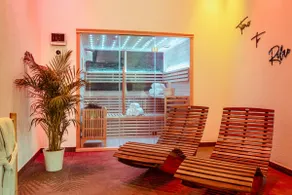 Tropical Wellness Suite I Sauna I Whirlpool I Hot Tub I TV I BBQ - Image 2