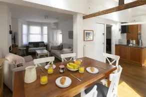 Orchard Cottage: Cosy Victorian Home in Oxford - Image 3