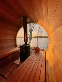Waterfront Cottage w Sauna on Sharbot Lake - Image 3