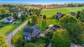 Historic Cottage Retreat-IG Cowboy Pool-Hot Tub - Image 2