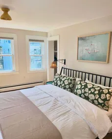 West-End Gem 2BR | Live like a Local in Portsmouth - Image 3