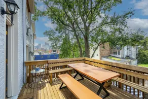 2 King Beds, Near OTR and Downtown, Free Parking - Image 4