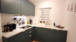 Homely Stay - Urban Oasis Apartment 9 - Image 5