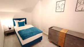 Homely Stay - Urban Oasis Apartment 9 - Image 3