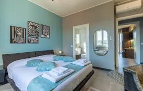 3 bedroom cozy apartment in Scandicci - Image 2