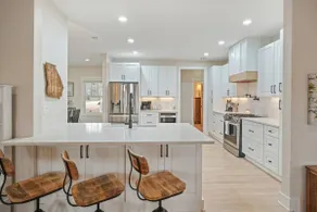 Lakefront Cottage • Near LakePoint + Walk to Beach - Image 4