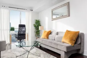 Gorgeous 2BR | 2BA | CN Tower & Lake View - Image 3