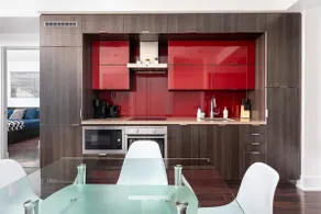 Gorgeous 2BR | 2BA | CN Tower & Lake View - Image 2