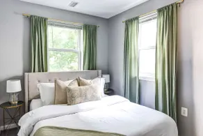 Luxury 3BR & Free Parking - 6-mins to Monuments! - Image 2