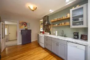 Alford's Artisan Nook - Image 4