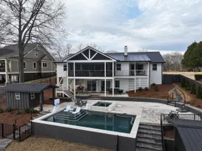 Lake Oconee Lake House with Pool - Image 2