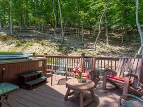 Log Home Near Slopes, Hot Tub, Pool Table, Views! - Image 4