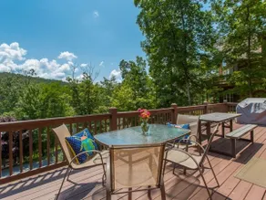 Log Home Near Slopes, Hot Tub, Pool Table, Views! - Image 2