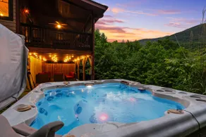 Stunning Mtn Views Hottub Movie Theater Game Room - Image 2
