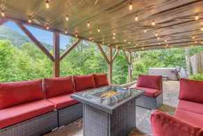 Stunning Mtn Views Hottub Movie Theater Game Room - Image 3