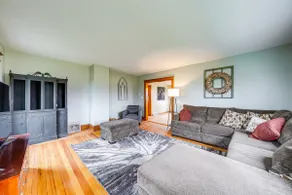 Charming Tonica Farmhouse w/ Private Yard! - Image 5