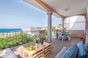 Appartamento 'Family Beach' con vista mare e terrazza privata - Image 3