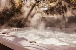Private Beach Across St + Hot Tub - Image 5