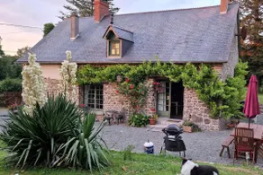 3 Bed Cottage Sleeps 6 - Enclosed Patio -Fireplace - Image 5