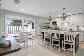Waterfront home w/ pool & private dock - Image 3