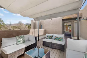 Spacious 2300 Sq Ft|Rooftop Deck| Near I-40 - Image 3