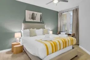 Southtown Standard•Free Parking•Pool/Gym•Riverwalk - Image 2