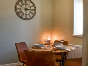 Hogarth Apartment by the Sea-UK46447 - Image 3
